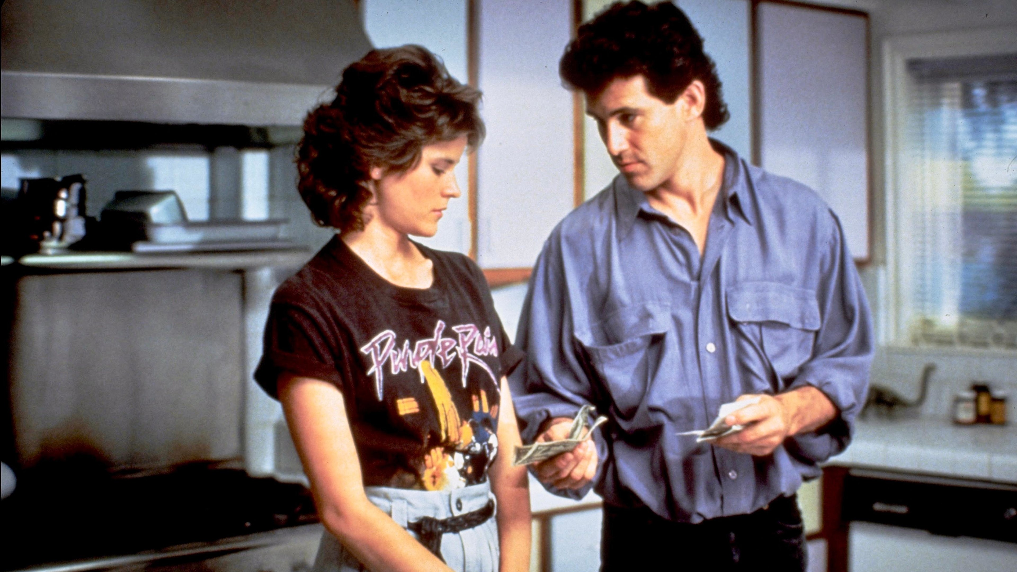 A servizio ereditiera offresi