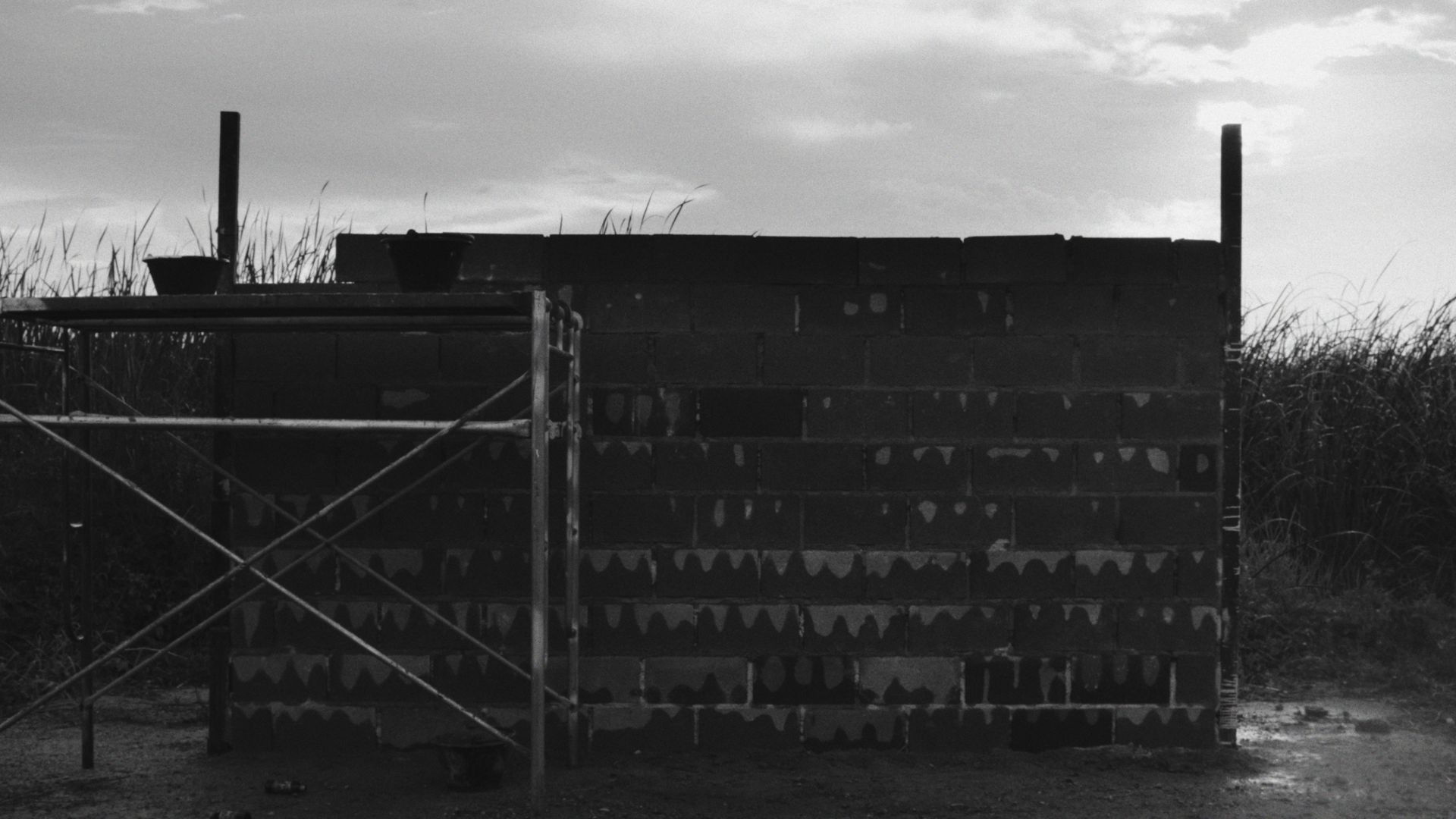 ก่อ ร่าง