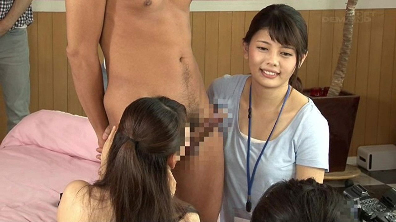 SOD女子社員 制作部 入社1年目 AD 佐藤カレンを密着取材すると少しエロい映像が撮れました