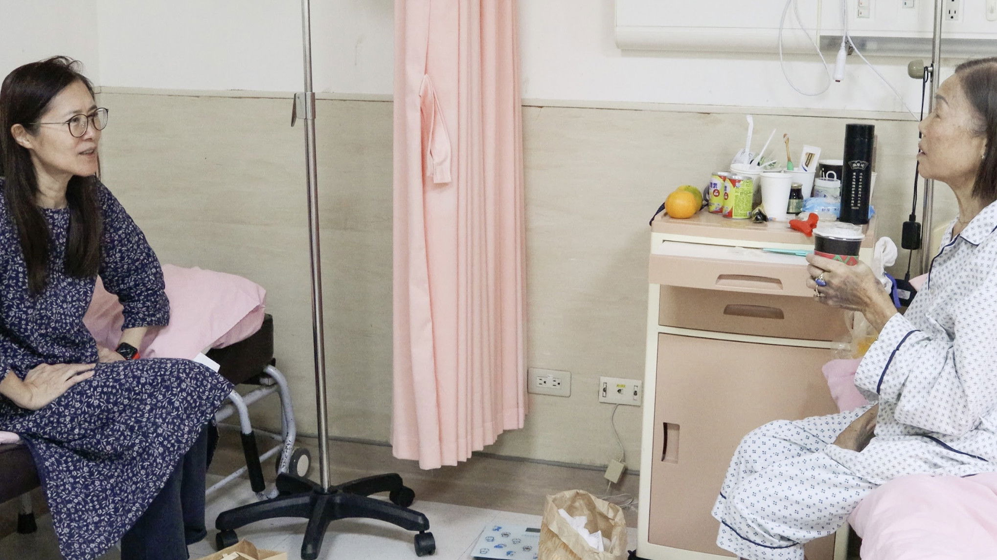 媽媽和她的母親