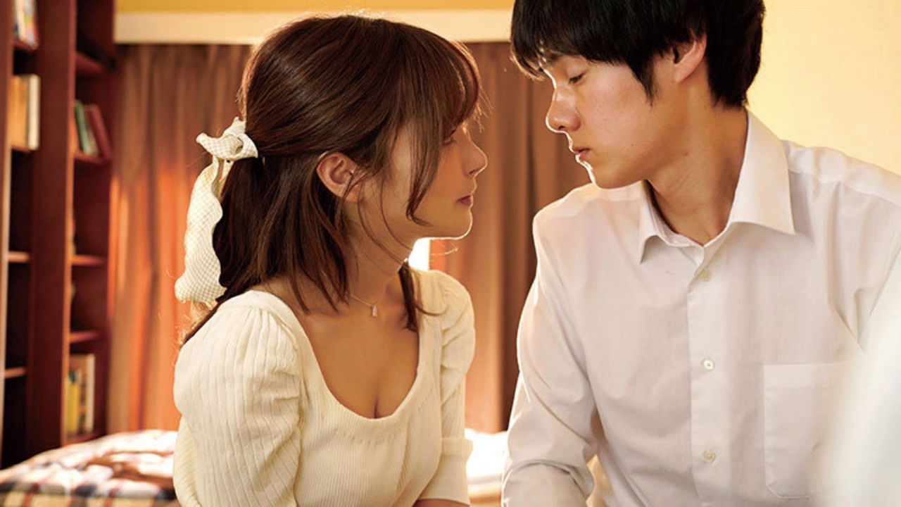 美人家庭教師かな先生の接吻レクチャー個人レッスン