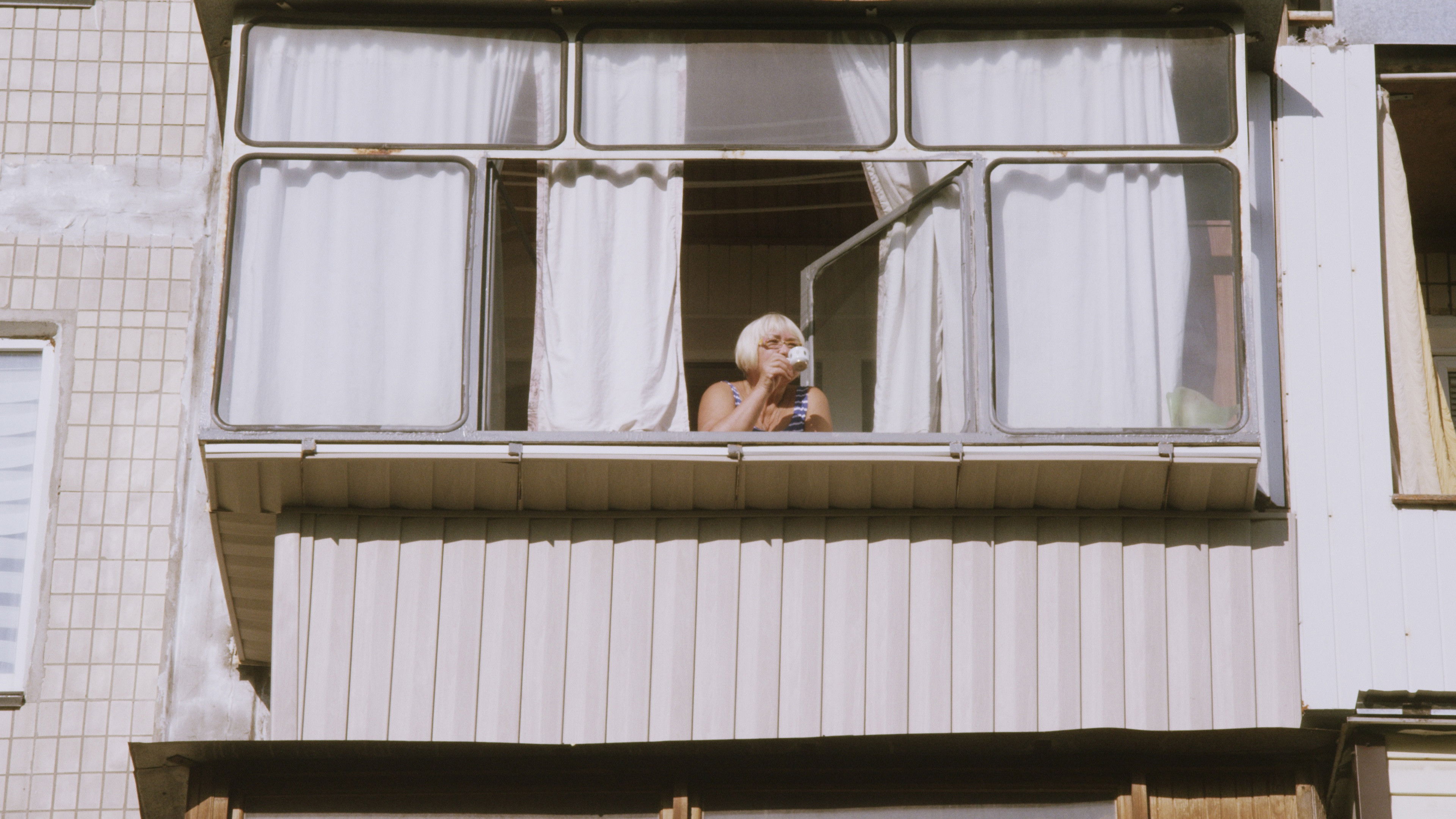 Вхід через балкон