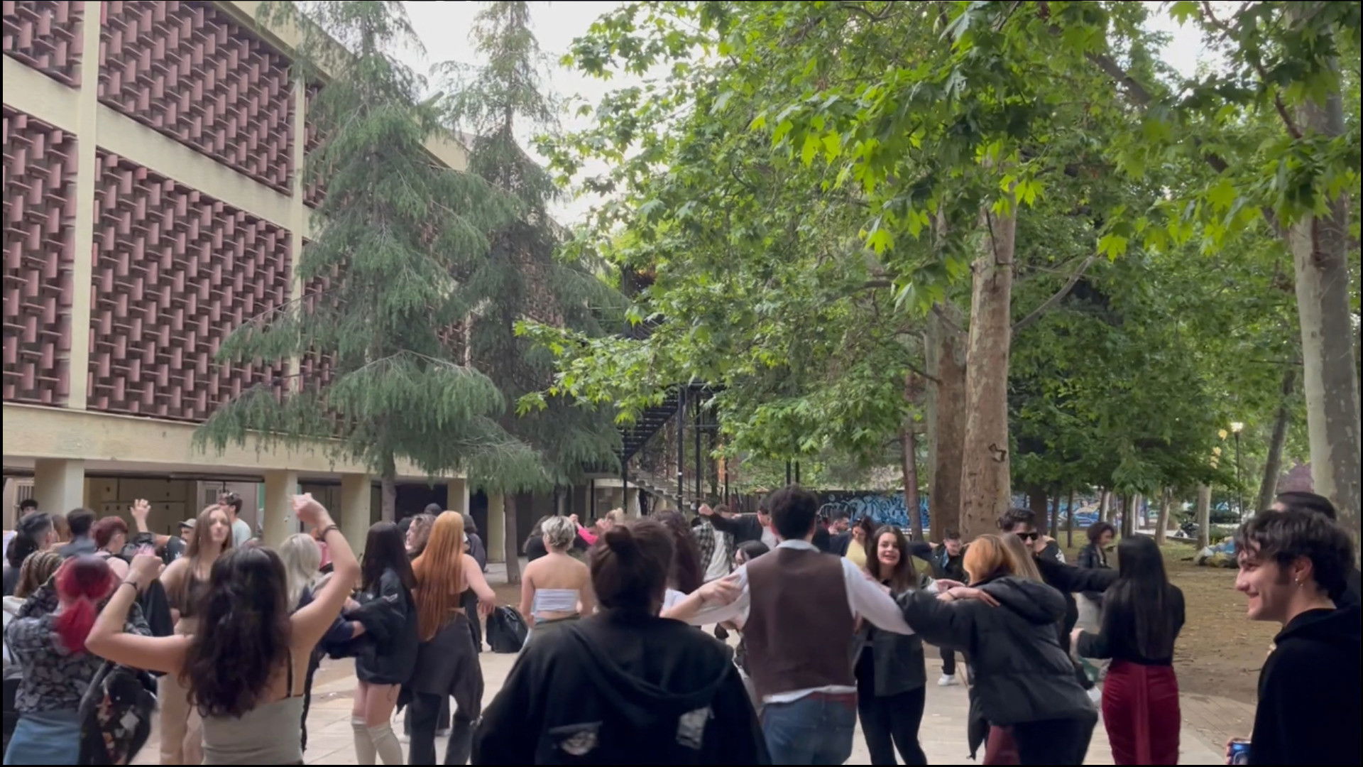 Αστικές Ρωγμές