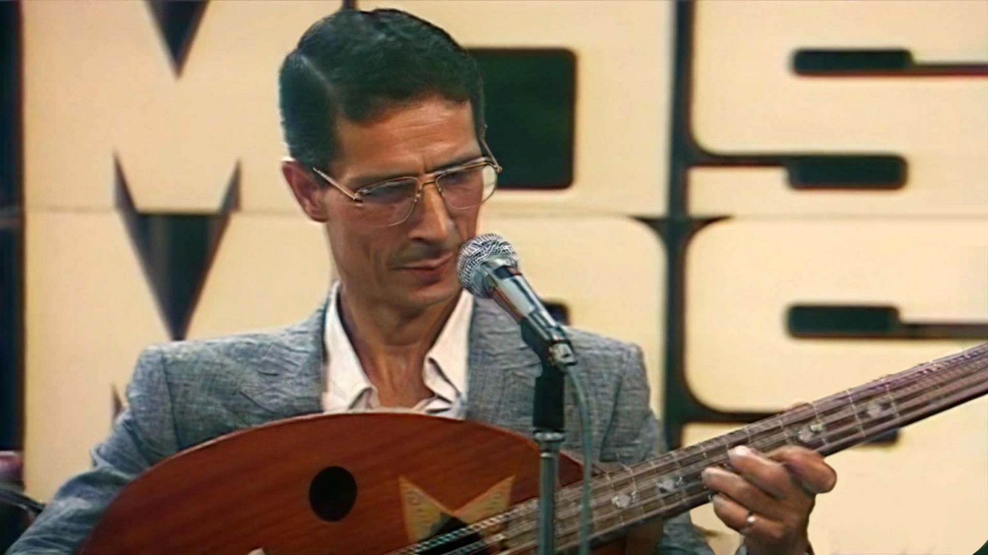 Thaourate El Harrachi - الثورة من الحراشي