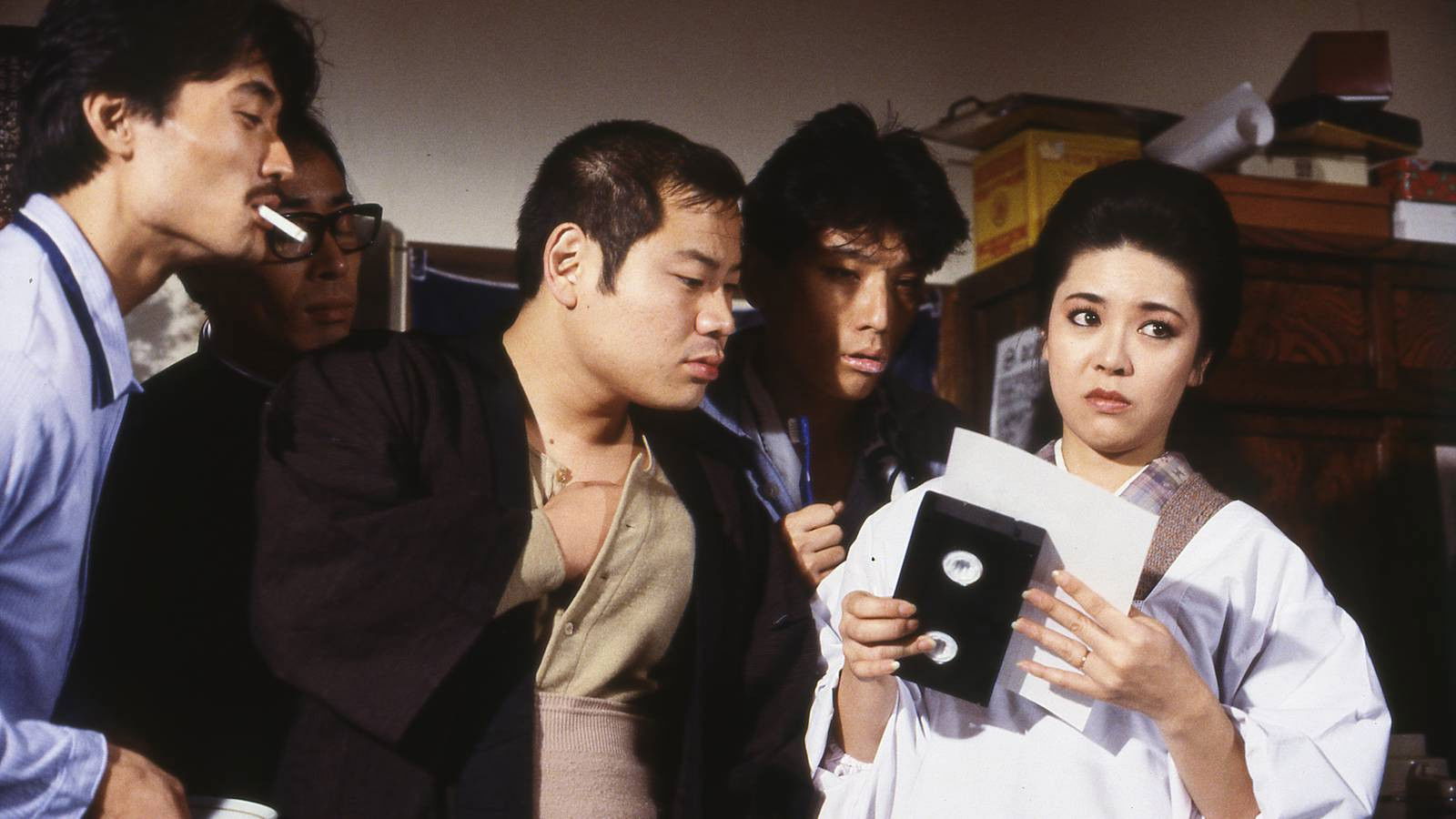 愛染恭子の 未亡人下宿