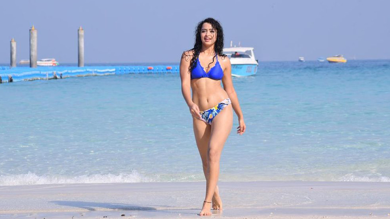 ౪ లెటర్స్