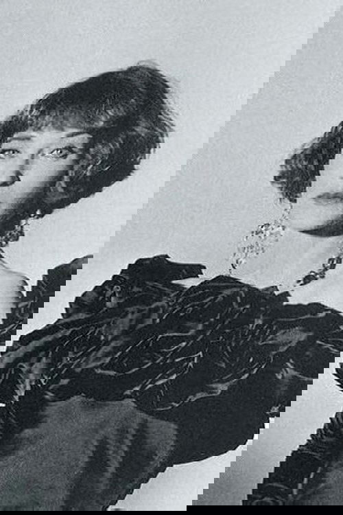 Loulou de la Falaise